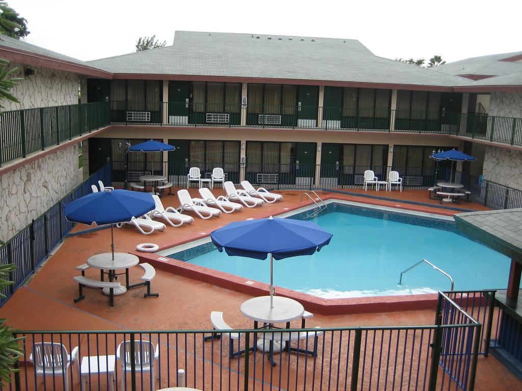 Garden Inn Homestead/Everglades/Gateway To Keys Εξωτερικό φωτογραφία