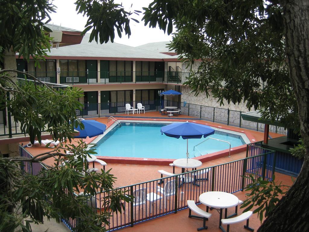 Garden Inn Homestead/Everglades/Gateway To Keys Εξωτερικό φωτογραφία